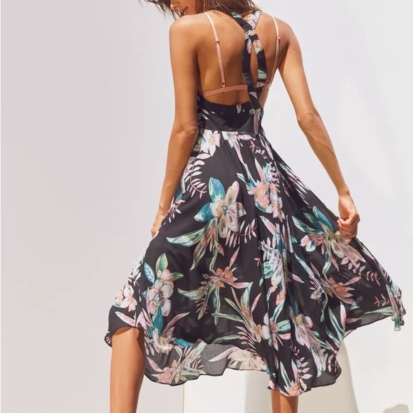 Anthropologie Kimchi Blue Bermuda Nights Hook + Loop Midi Dress size 2 - Picture 6 of 6